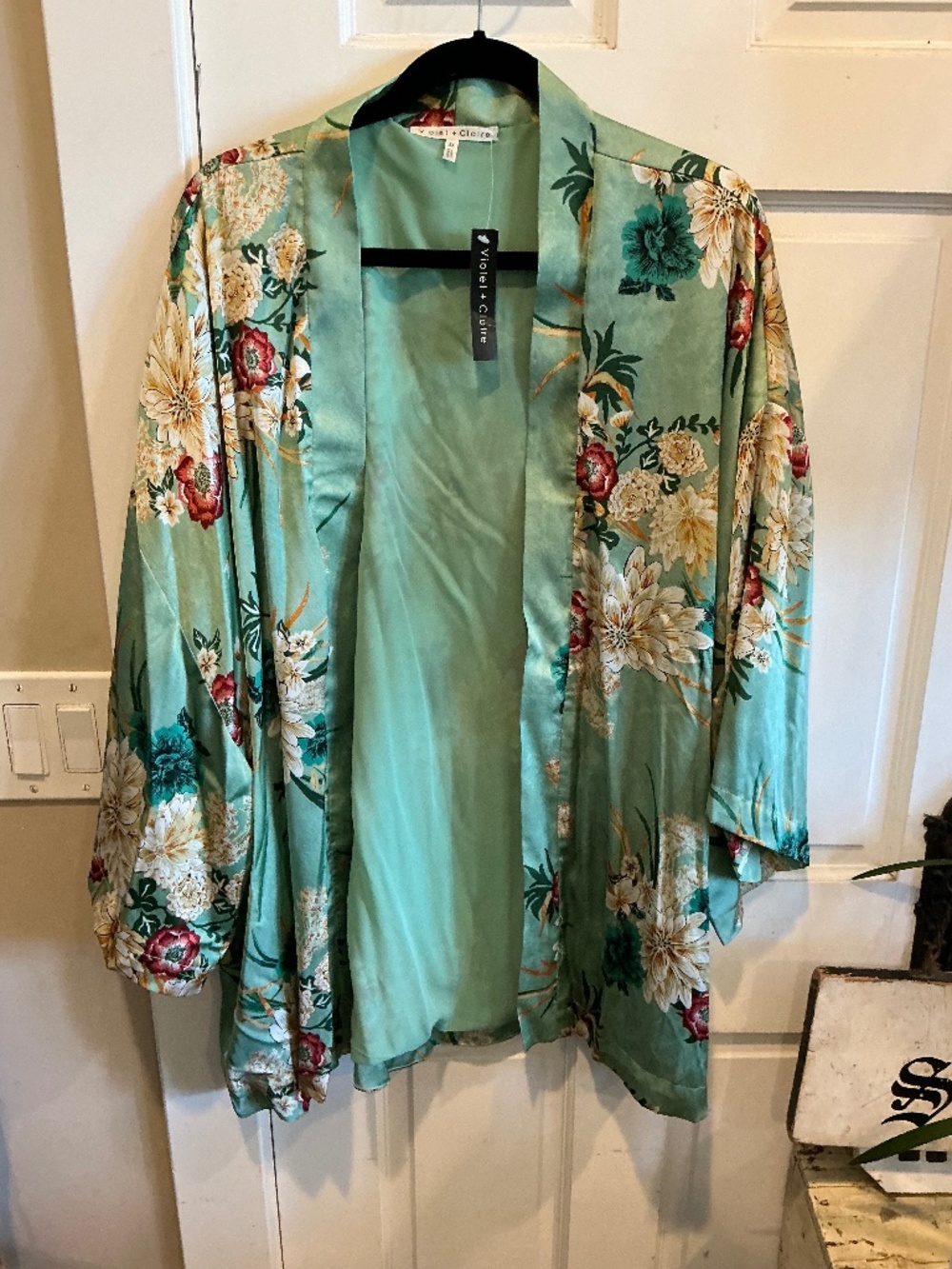Violet +Claire kimono jacket brand new with tags!  Plus size 3X!